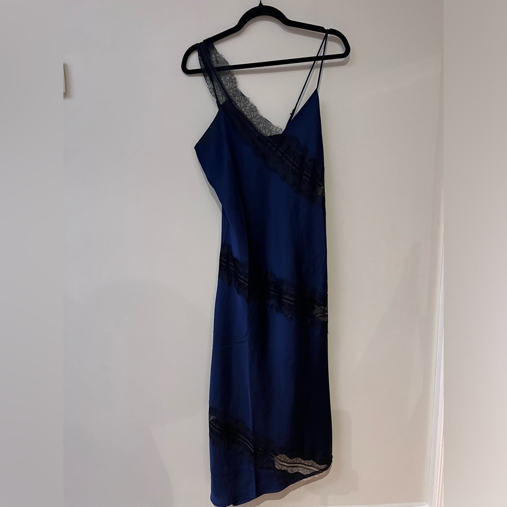 House of Harlow 1960 Navy and Black Lace Slip Dress - Picture 2 of 7